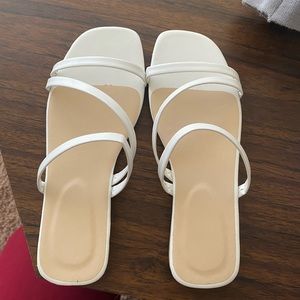 White flats size 10